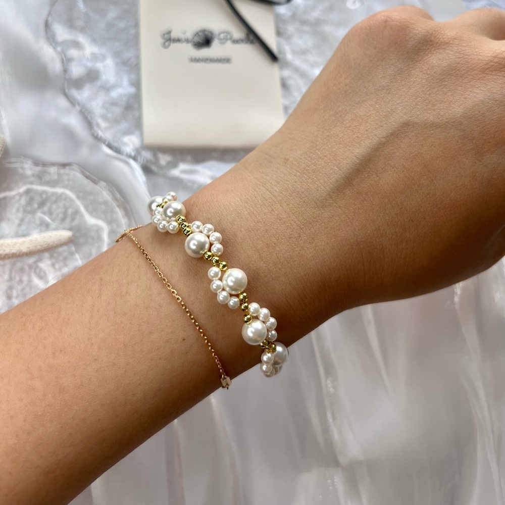 “NEW” Handmade Cat Paw pearl bracelet